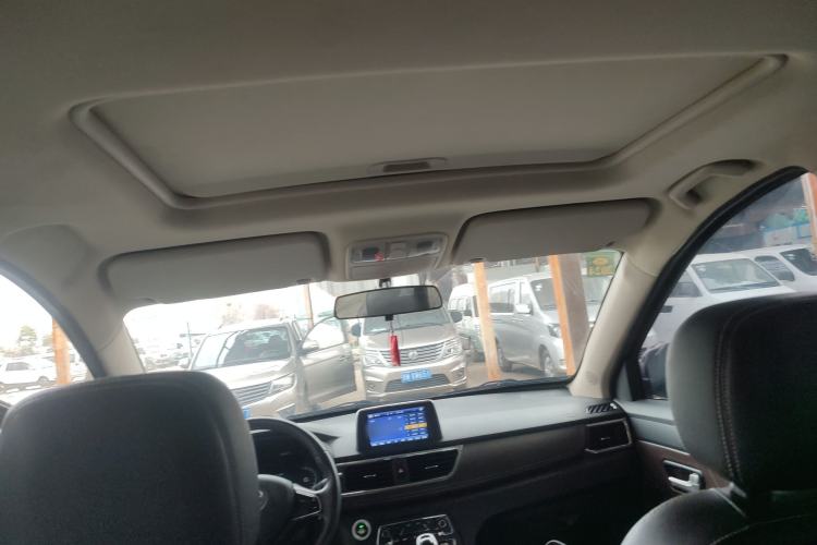 Used Dongfeng Fengon 370 2020 S370 1.5L CVT Luxury Model 5 Seats