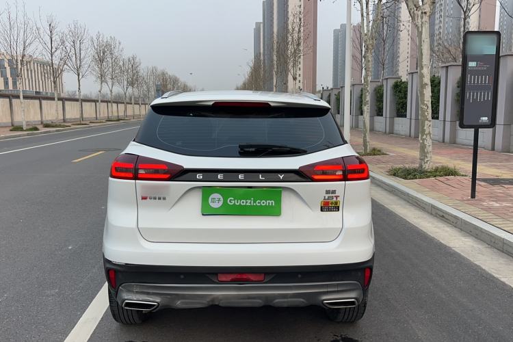 Used Geely Auto Emgrand X7 Sport 2022 1.8TD DCT Zhiya Trim