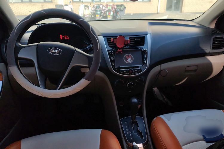 Used Hyundai Verna (older generation) 2014 1.4L Automatic Smart GLS
