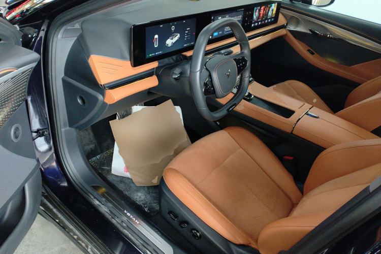 Used VOYAH PASSION 2024 PHEV Four-Wheel Drive Ultra-Long Range Flagship Model