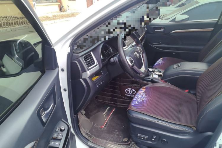 Used Toyota Highlander 2018 2.0T Four-Wheel Drive Prestige Version 7 Seats China VI Standard