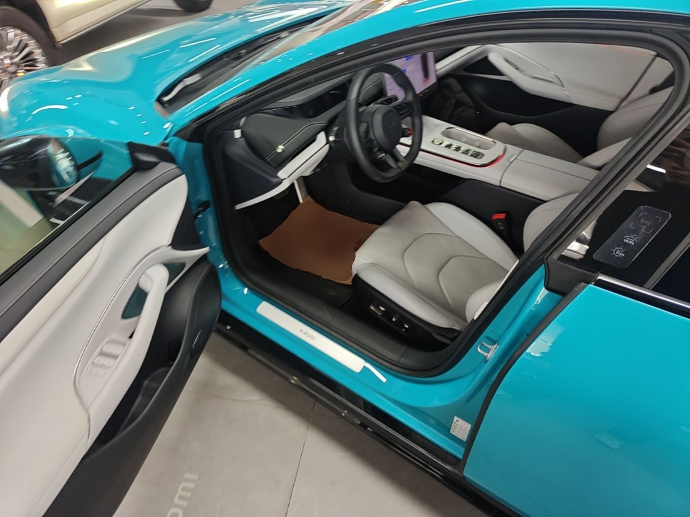 Xiaomi Auto SU7 2024 Four-Wheel Drive Ultra-Long Range Advanced Intelligent Driving Max Edition — снимка 18