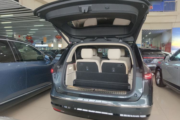Used Nio ES8 2026 Model 6-seat Executive Signature Edition Trunk