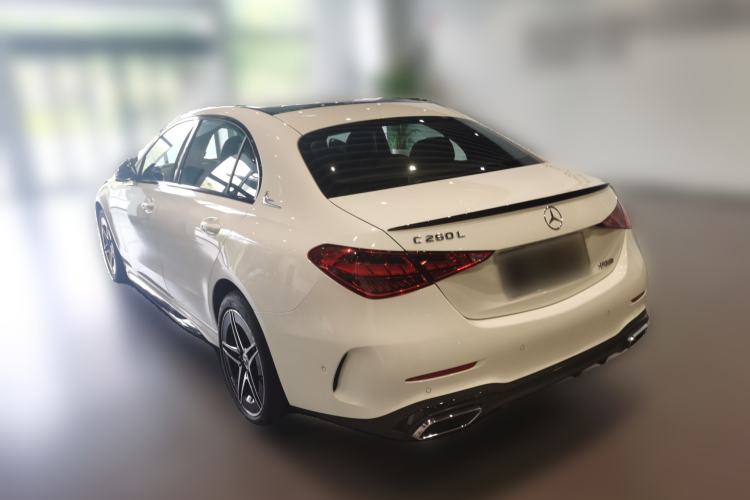 Used Mercedes-Benz C-Class 2024 Facelifted C-Class 260 L Night Edition Sports Version Exterior 2