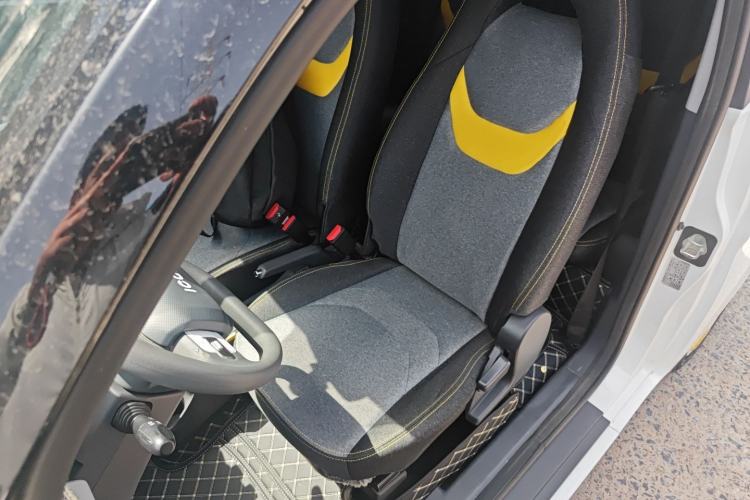 Used Chery QQ Ice Cream 2022 170km Sundae Phosphate Lithium-Ion