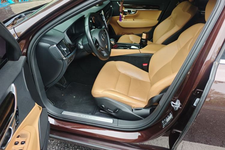 Used Volvo S90 2017 T4 Zhiyuan Edition Driver Seat