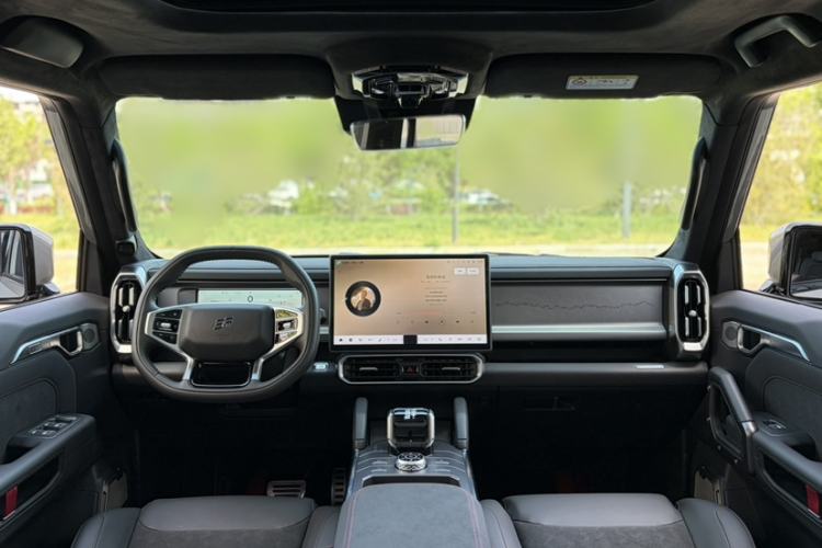 Used JETOUR Traveler 2023 2.0T All-Wheel Drive Conquer PRO
