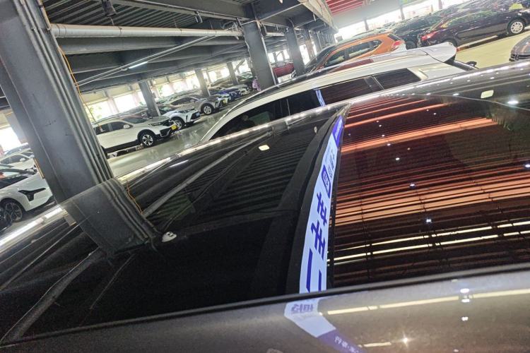 Used Li Auto L8 2023 Pro Model
