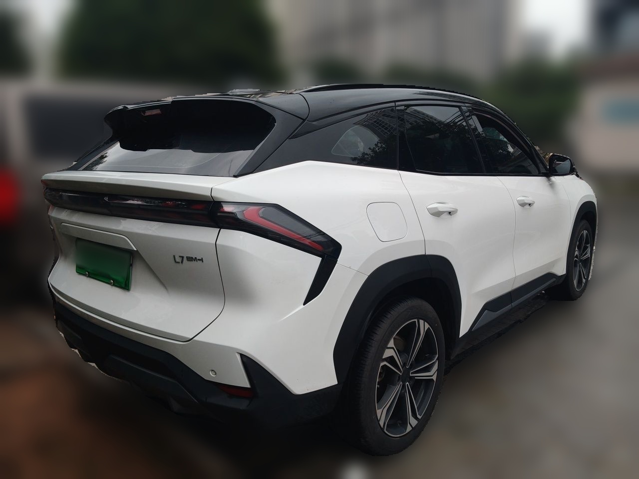 Geely Galaxy L7 2025 EM-i 115km Exploration+ Edition — снимка 6