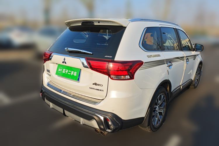 Used Mitsubishi Outlander 2018 2.4L 4x4 Elite Edition 5 Seats