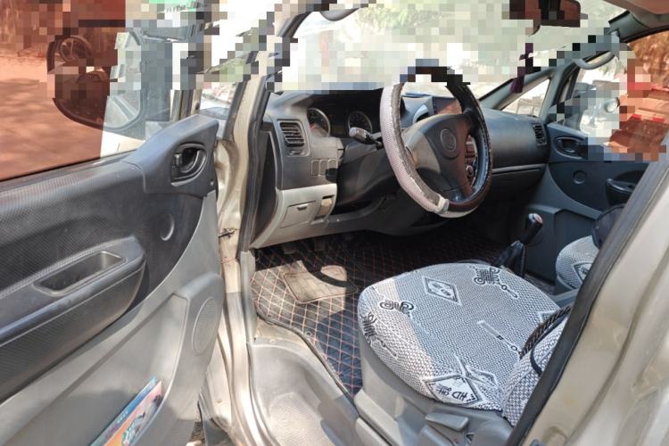 Used FORTHING Lingzhi 2013 M3 1.6L 7-Seater Comfort Model Driver Seat