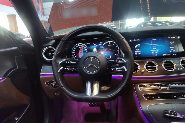 Used Mercedes-Benz E-Class 2022 Revised E 300 L Sport Luxury Edition Steering Wheel