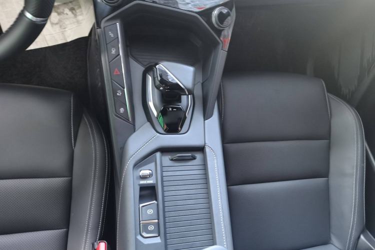 Used Lynk & Co 06 2020 1.5T JinPro model