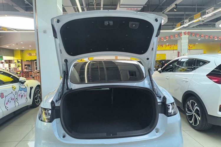 Used Leapmotor C01 2023 Range-Extended 216 Comfort Edition Trunk