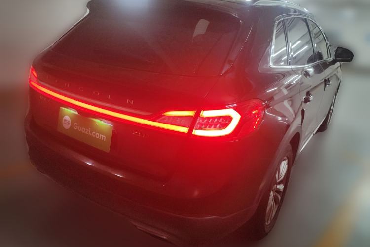 Used Lincoln MKX 2017 2.0T Two-Wheel Drive Deluxe Edition