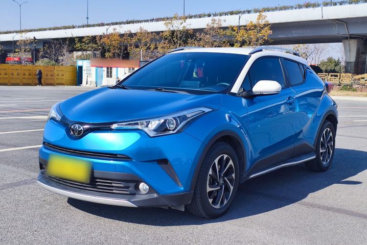 Used Toyota IZOA 2018 2.0L Yichi Edition China V Standard