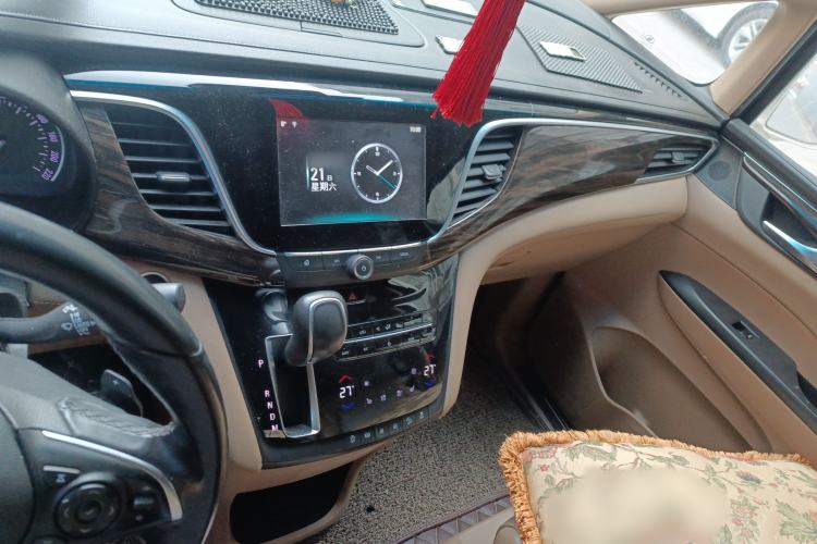 Used Buick GL8 2017 ES 28T Flagship Model China V Standard