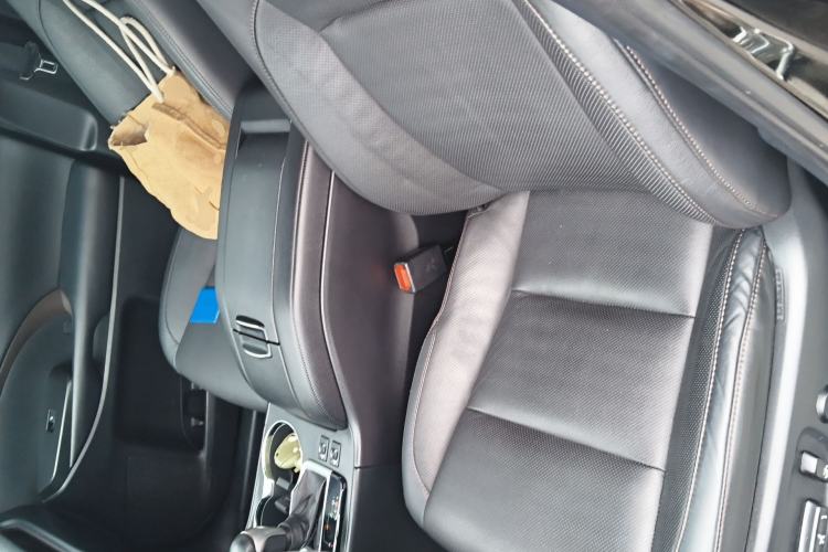 Used Toyota Highlander 2018 2.0T Four-Wheel Drive Luxury Version 7 Seats China VI Standard