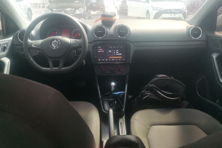 Used Volkswagen Jetta 2019 Dream Edition 1.5L Automatic Fashionable Version
