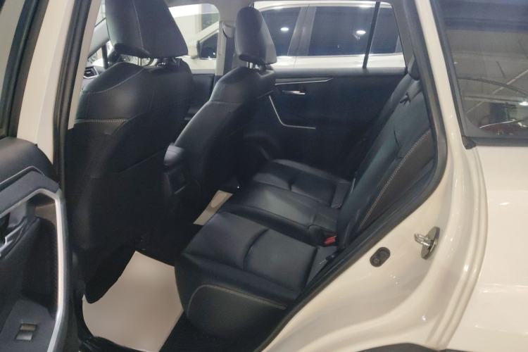 Used Toyota RAV4 2020 2.0L CVT 4x4 Style PLUS Edition