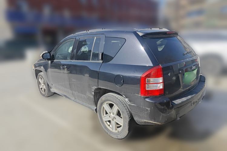 Used Jeep Compass 2010 2.4L four-wheel drive sport version
