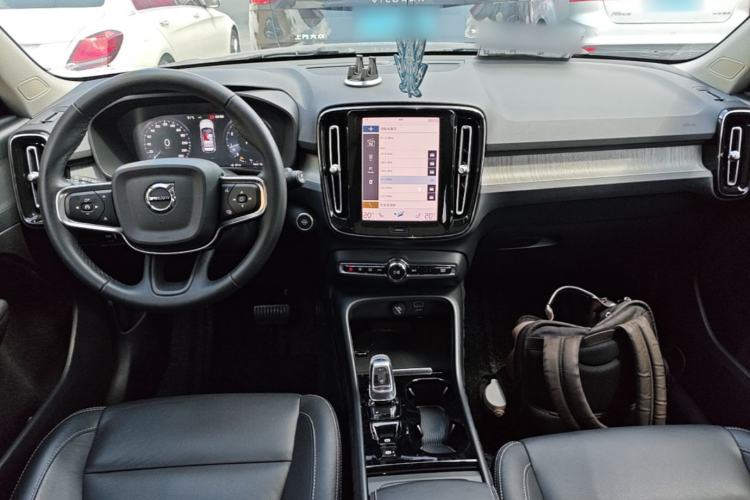 Used Volvo XC40 2022 T4 Four-Wheel Drive Smart & Luxurious Edition