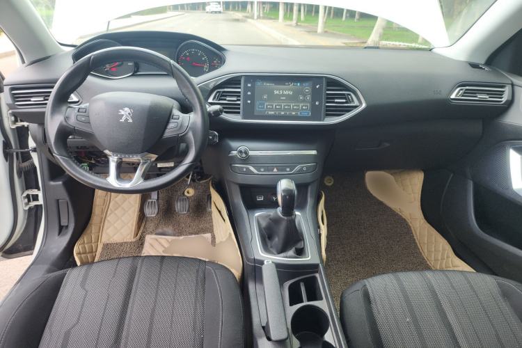 Used Peugeot 308S 2015 1.6L Manual Jingchi Edition