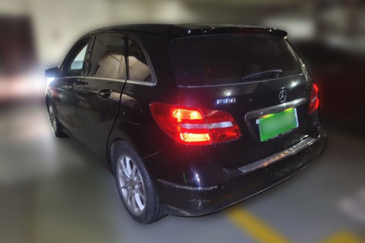 Used Mercedes-Benz B-Class 2012 B 180 Rear Left 45 Deg