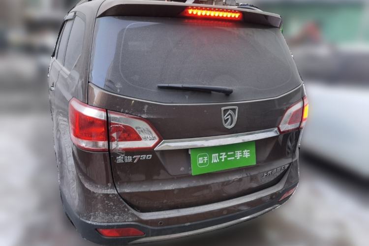 Used Baojun 730 2014 1.5L manual Comfort version 7 seats