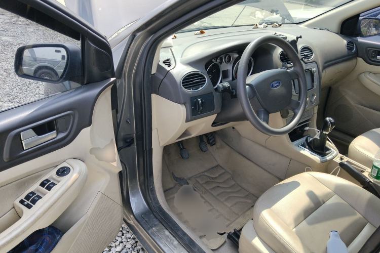 Used Ford Focus 2013 Sedan Classic 1.8L Manual Base Model Driver Seat