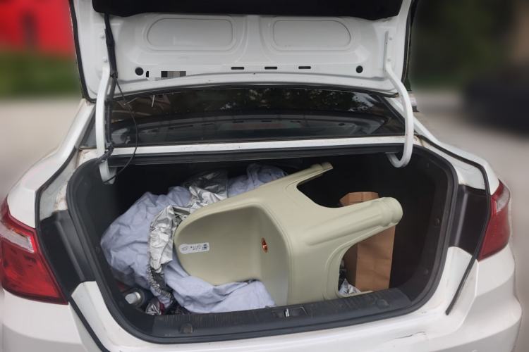 Used CHANGAN Eado 2016 1.6L GDI Automatic JingShang Model Trunk