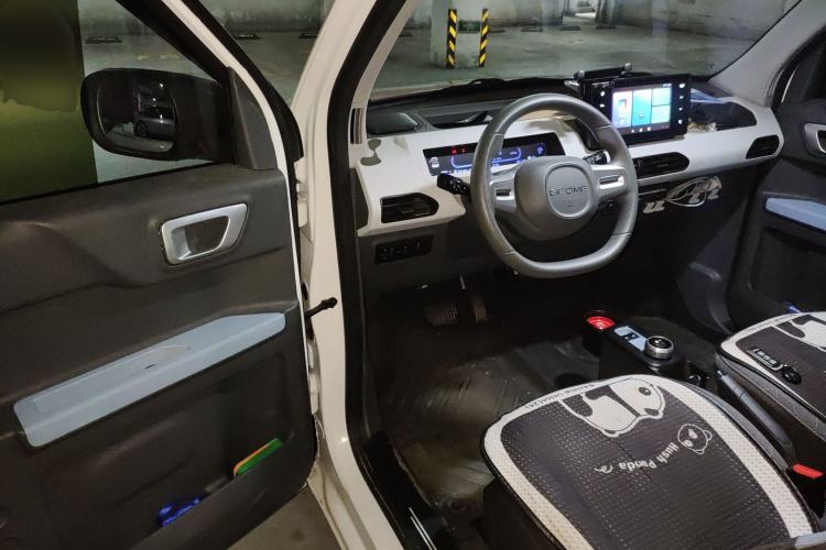 Used Geely Galaxy Panda 2024 Panda Mini 200km Endurance Bear Driver Seat