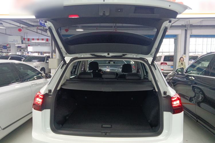 Used Volkswagen Tayron 2022 380TSI Four-Wheel Drive Luxury Connected Pro Version
