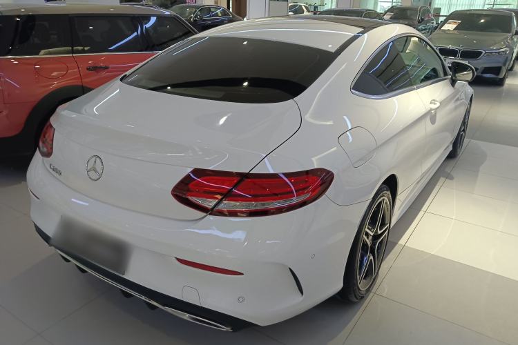 Used Mercedes-Benz C-Class 2019 C 260 Coupe Rear Right 45 Deg