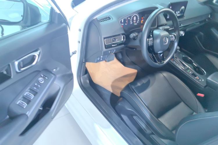 Used Honda Civic 2023 240TURBO CVT Dynamic Edition