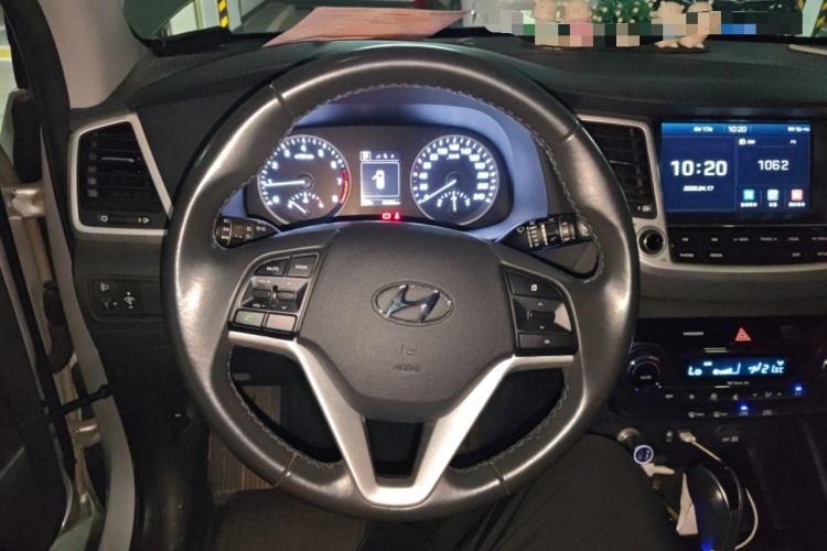 Used Hyundai Tucson 2018 1.6T Dual-Clutch Two-Wheel Drive 15th Anniversary Special Edition
