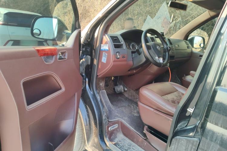 Used Volkswagen Caravelle 