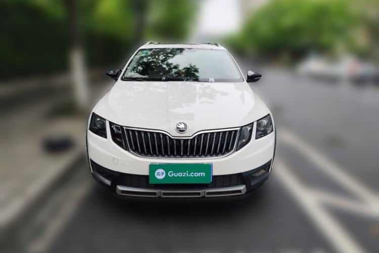 Used Skoda Octavia 2019 TSI230 DSG Luxury Edition Station Wagon China V Standard Front