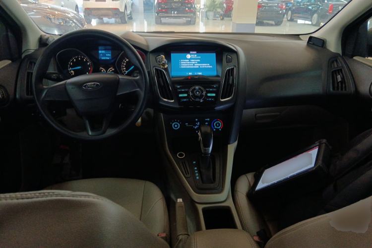 Used Ford Focus 2015 Sedan 1.6L Automatic Comfort Model