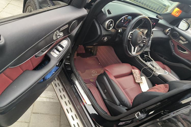 Used Mercedes-Benz GLC Coupe 2022 Refreshed GLC 300 4MATIC Coupe SUV
