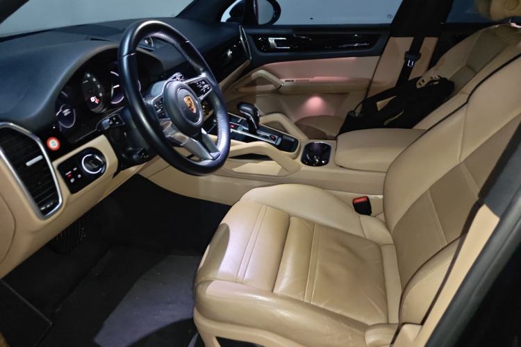 Used Porsche Cayenne 2019 Cayenne 3.0T Left Front Seat