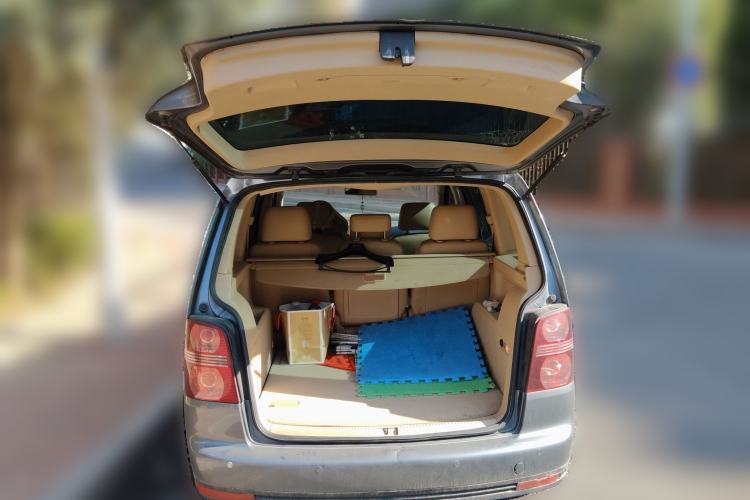 Used Volkswagen Touran 2008 1.8T ZhiZun Edition Automatic 5-Seater