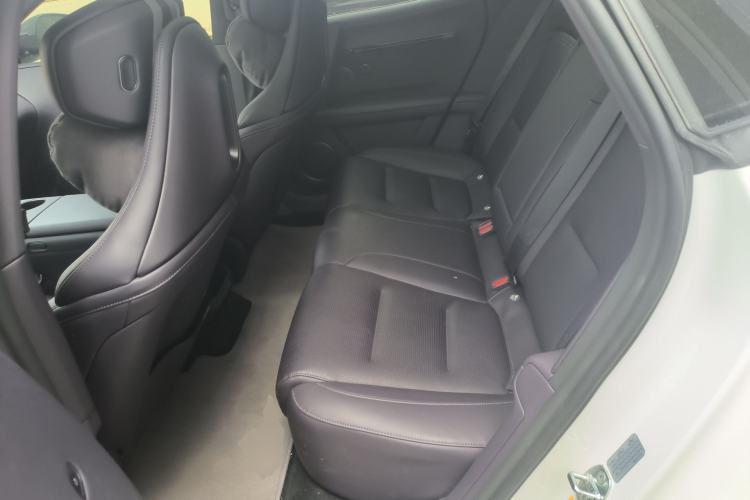 Used Avatr 06 2025 Ultra Pure Electric Edition Left Rear Seat