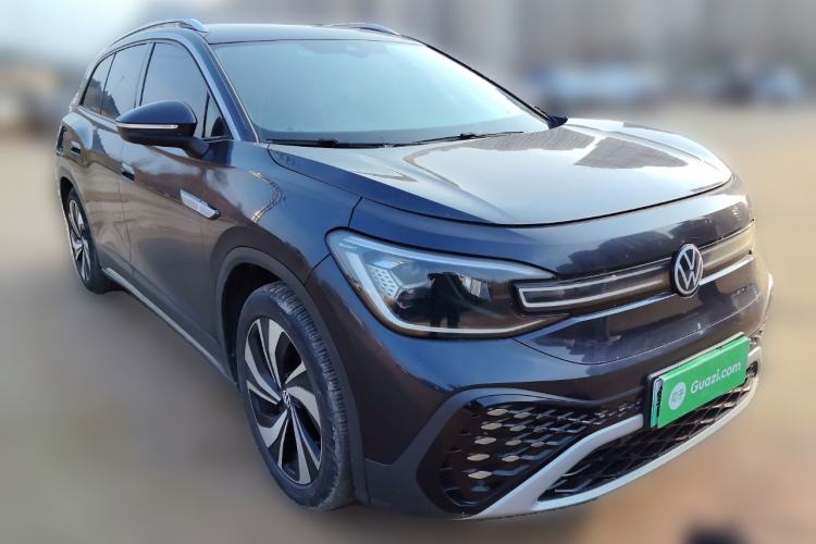 Used Volkswagen ID.6 CROZZ 2021 Long-Range PURE+ Edition Front Right 45 Deg