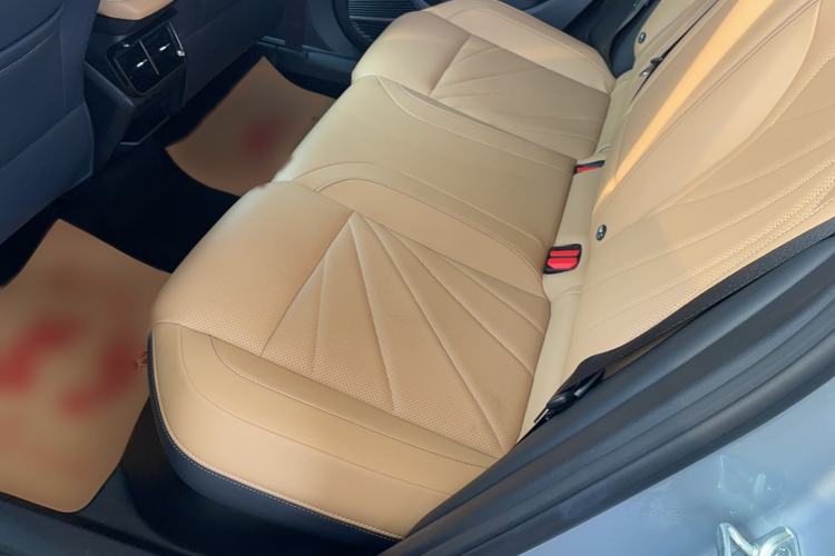 Used Geely Auto FX11 2023 1.5TD DCT Prestige Edition
