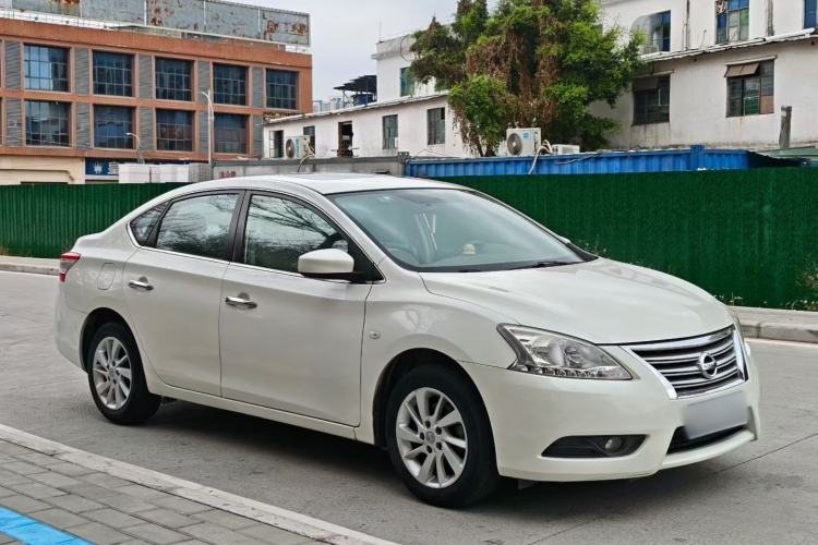 Used Nissan Sylphy 2014 1.6XV CVT Deluxe Edition Exterior 2