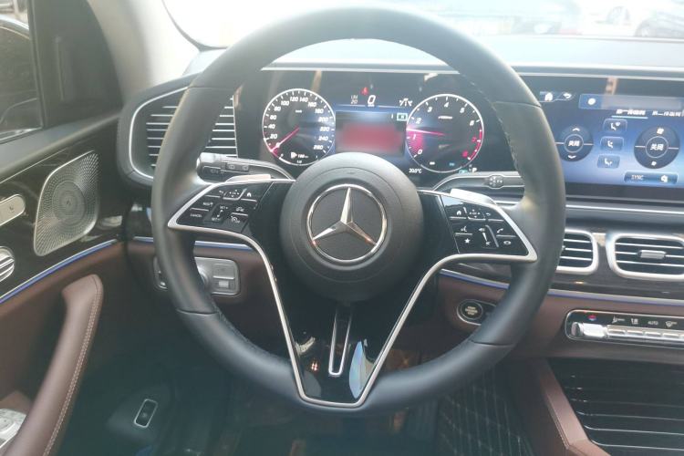 Used Mercedes-Benz GLE 2024 GLE 350 4MATIC Stylish Model Steering Wheel