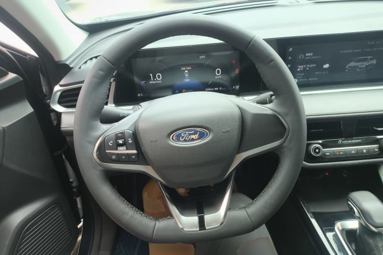 Used Ford Escort 2021 1.5L Automatic Diamond Edition
