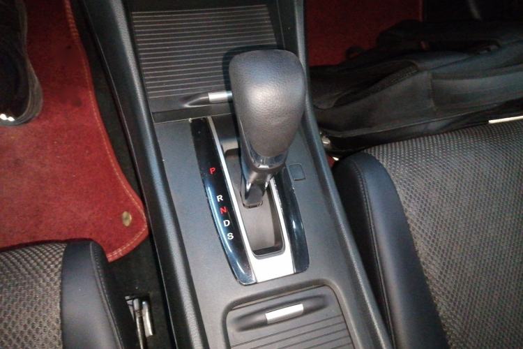 Used Honda Jade 2017 1.8L automatic Comfort version 5 seats