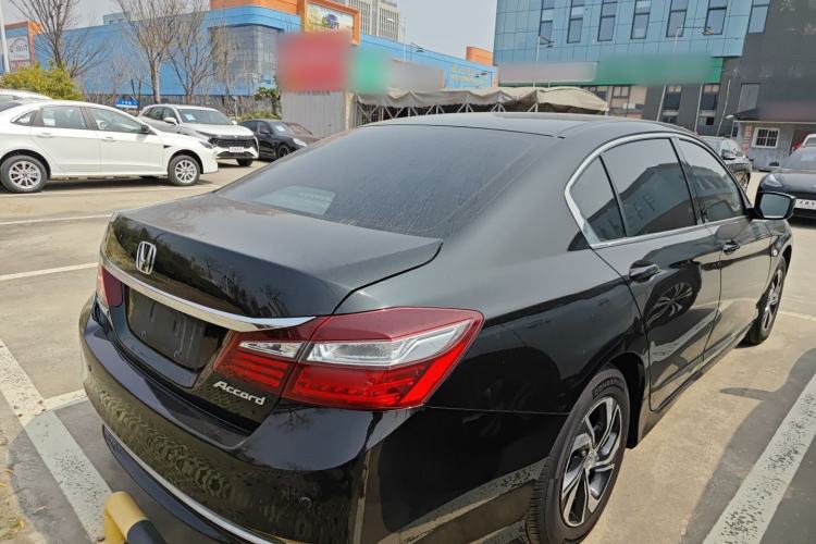 Used Honda Accord 2016 2.0L Comfort Edition
